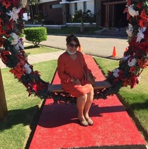 Meet your Posher, Adriana m